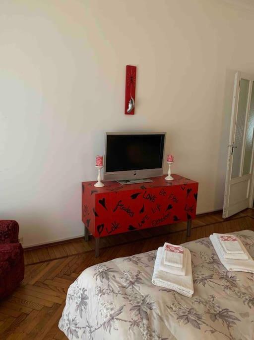 Ferienwohnung Accogliente Trilocale In Gran Madre Turin Exterior foto